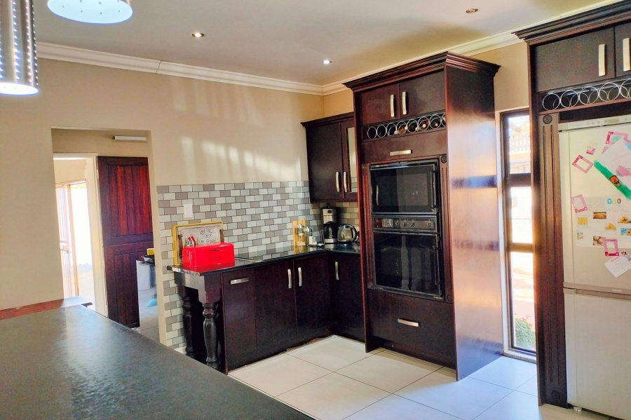 3 Bedroom Property for Sale in Riebeeckstad Free State